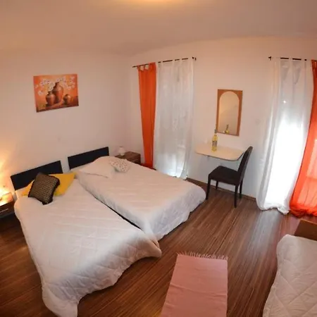 Casa de hóspedes Pansion Pio Banjol
